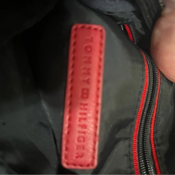 Tommy HilfigerBlack and White Monogram Circle Crossbody - Picture 4 of 8